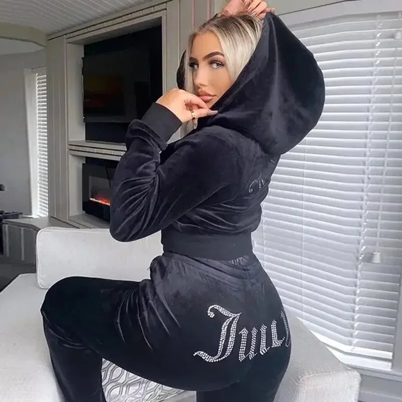 Damski welurowy dres Juicy Cou – Winter Clothing Ladies recenzja i cena