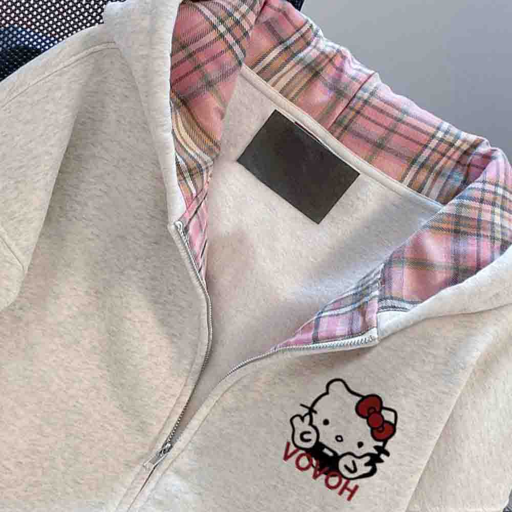 Damska bluza z kapturem Hello  – Winter Clothing Essentials recenzja i cena
